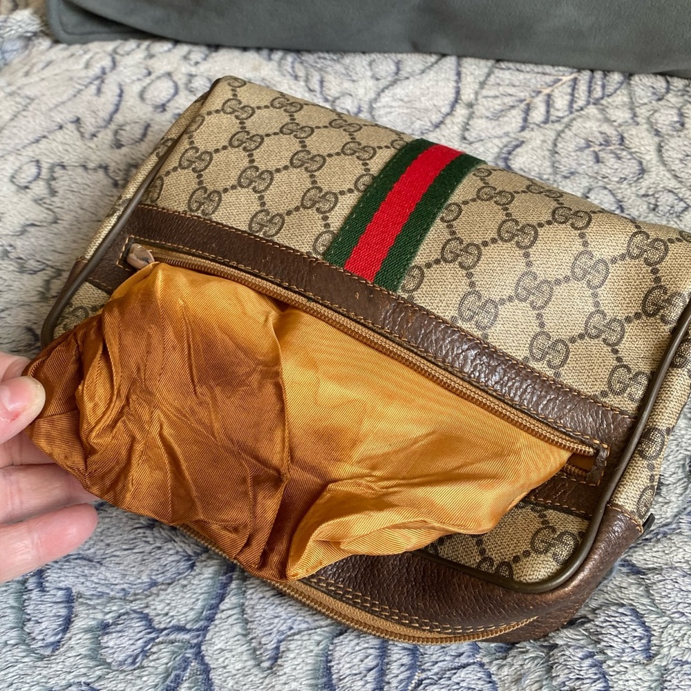 Gucci GG Men's PVC and Leather Toiletry Clutch Bag, Vintage - Picture 13 of 15